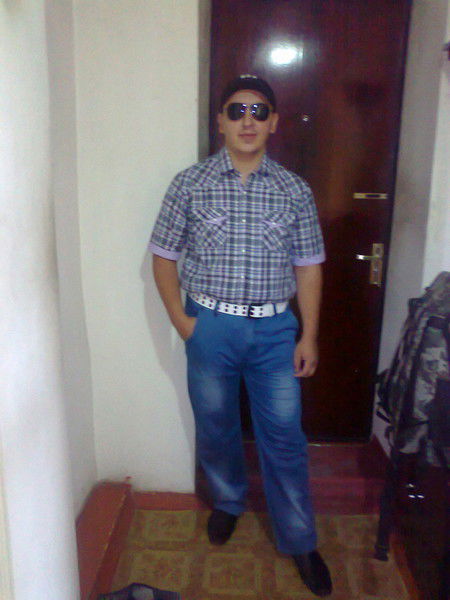 Исфандиёр Наботов