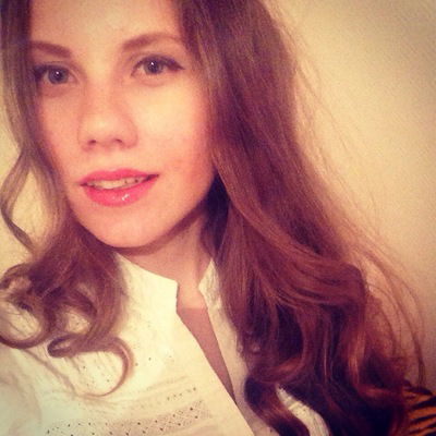 Аня Муковникова