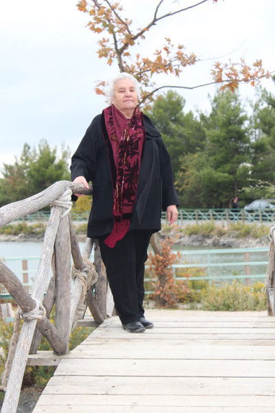 Вера Лакяра