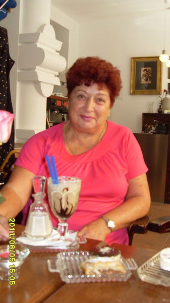 Нина Давыдова