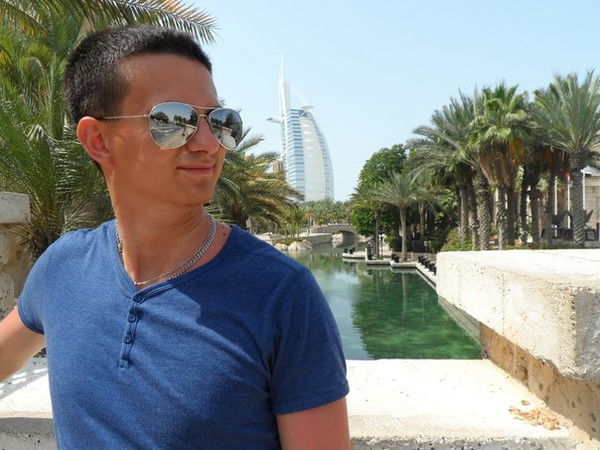 Максим Казаков