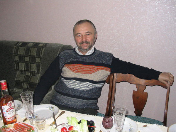 Сергей Есаков