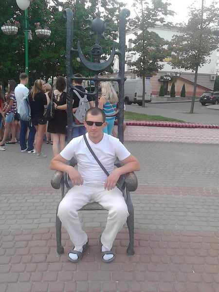 Павел Кондратенко