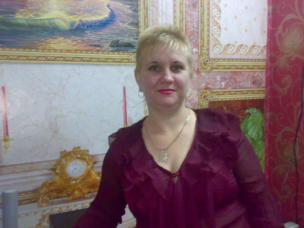 Елена Астахова