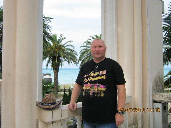 Владимир Столбов