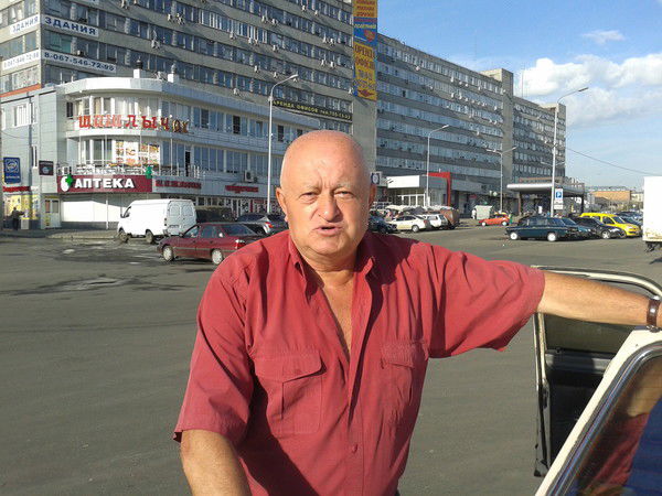 Виктор Уколов