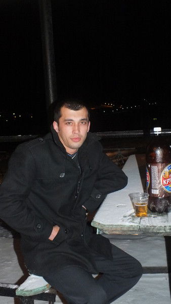 Фирдавс Камолов