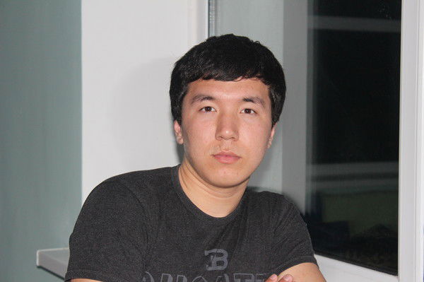 Karasai Nurmuxanov**))