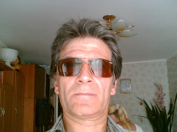 Геннадий Попов