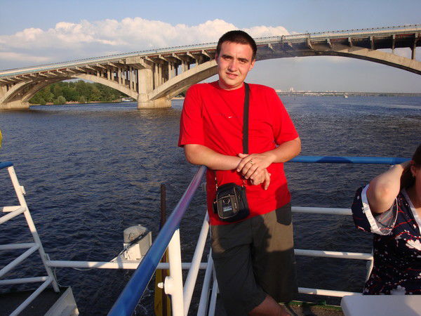 Александр Просвирнин