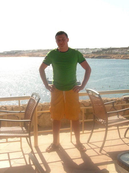 Сергей Лавриков