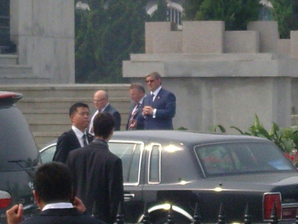 Дмитрий Леонов