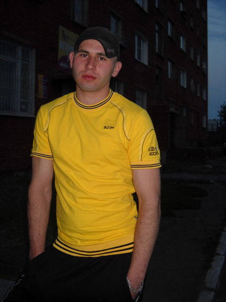 Денис Мелюхов