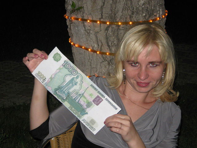 Юлия Комарова