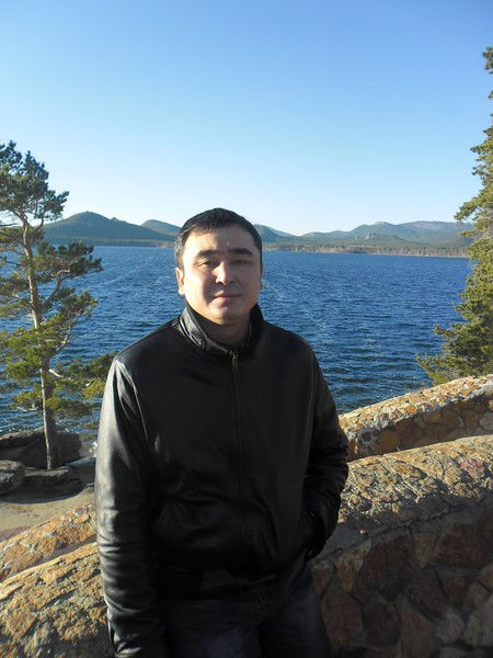 Самат Айдарханов