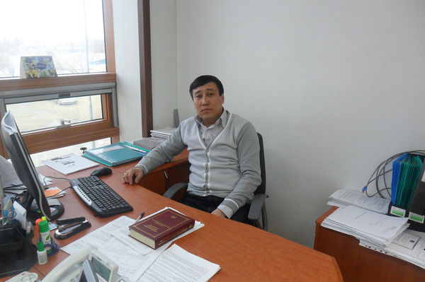 Болат Бухарбаев