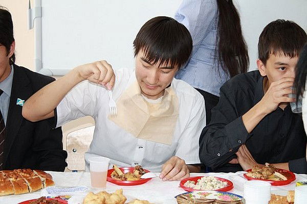 Meir()Bek Lo(Op)Renzo