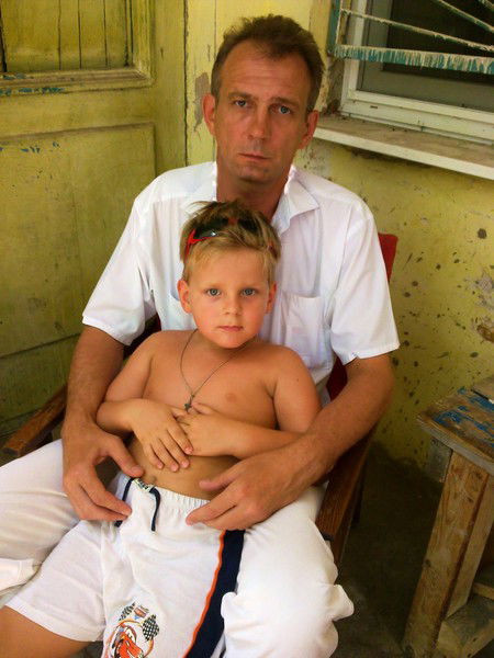 Александр Черняев