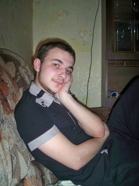 Санек Исаев