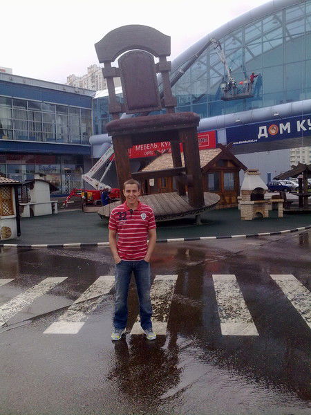 Анатолий Давлетгараев