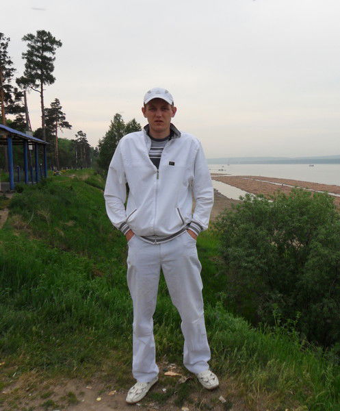 Виктор Крылов