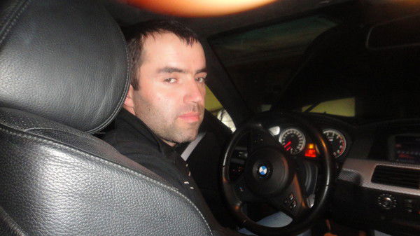 Малик Исаков