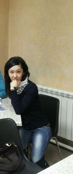 Дана Исабек