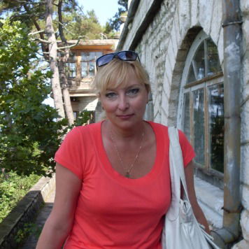 Елена Харламова