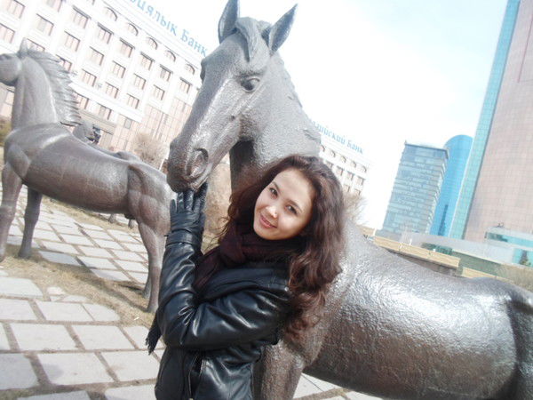 Динуля Досымова