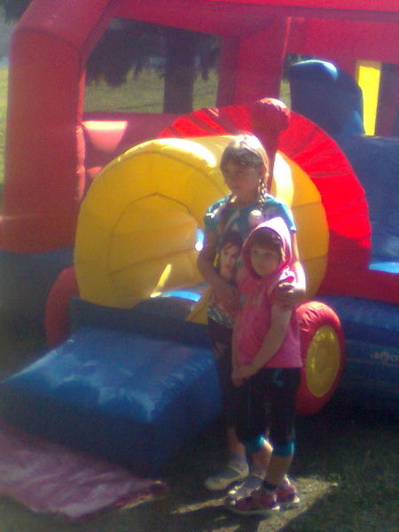 Лена Ларькова