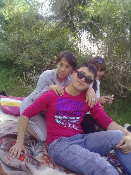 Абдирали Лесбек