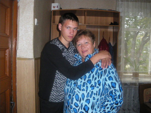 Лена Шаромова