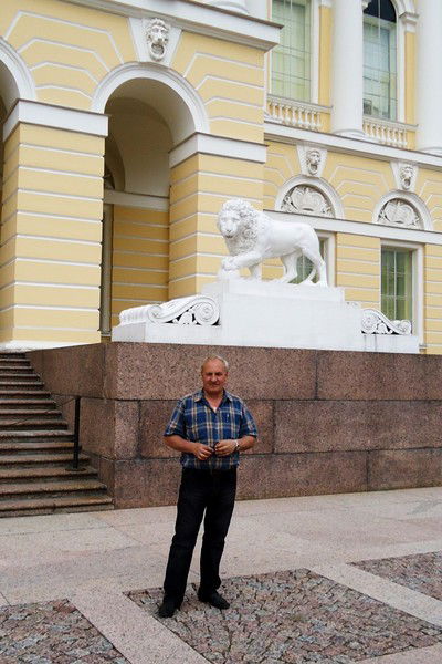 Геннадий Воронов