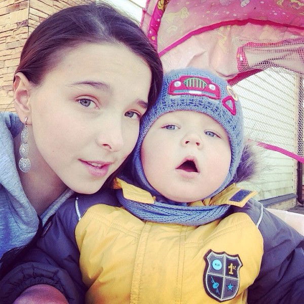 Анастасия Комбарова