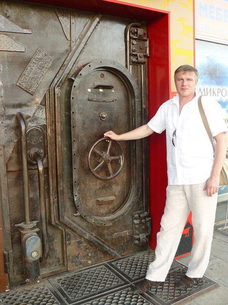 Алексей Лощенин