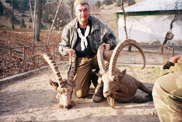 Олим Назаров