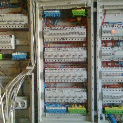 Максим Электрик Точно