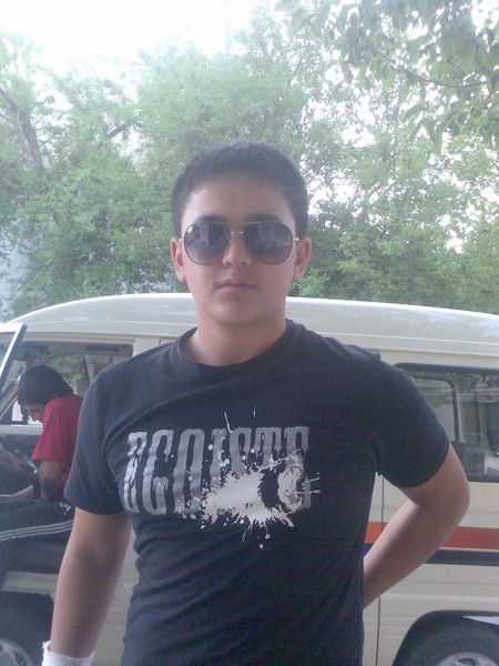 Уктам Кенжаев