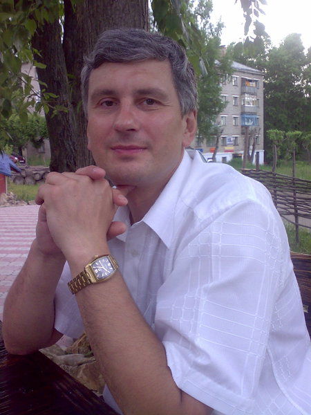 Александр Толстобров