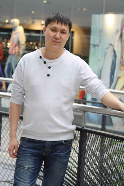 Рустем Арипов