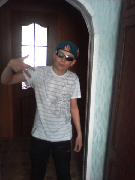 Эдуард Отинов