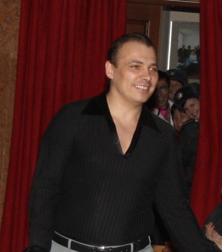 Александр Петров