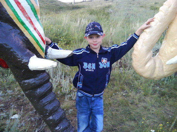 Андрей Волков