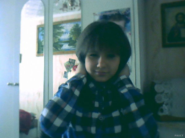 Девка В Кедах)))