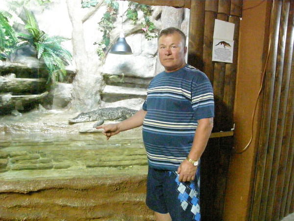 Виктор Макаров