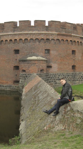 Макс Скоморохов