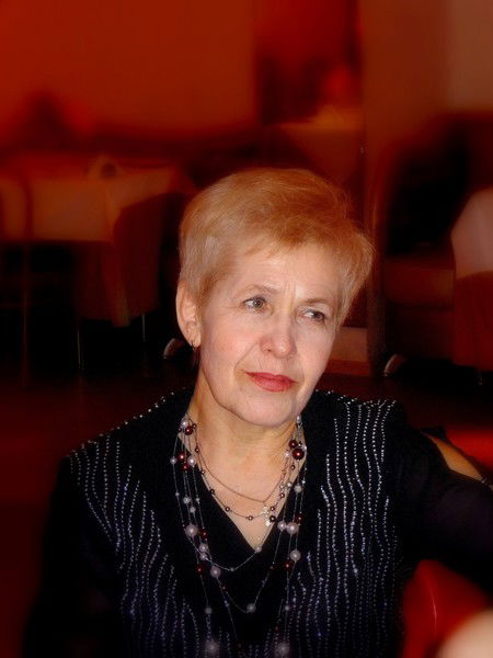 Елена Шерстнева