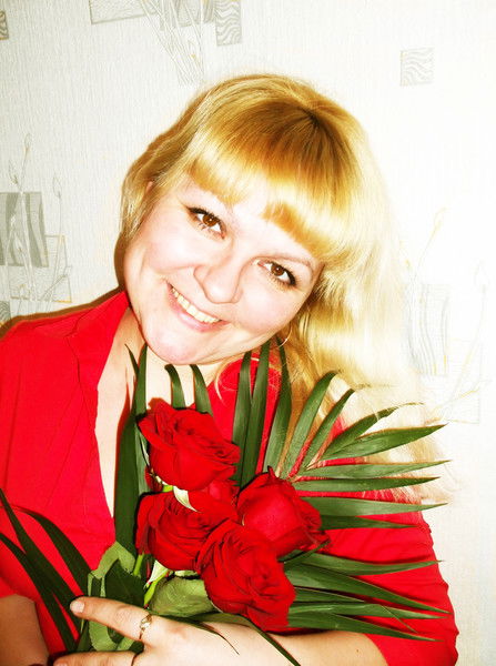 Елена Безменова