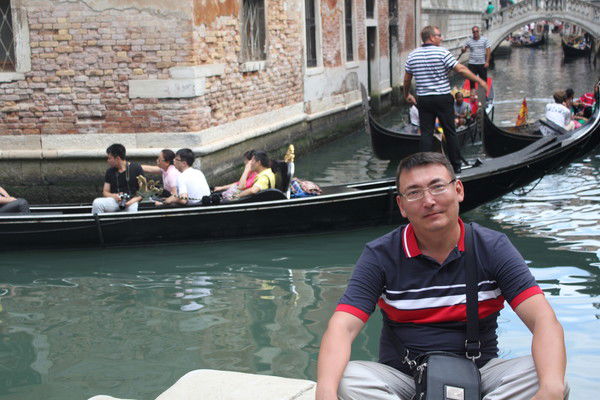 Булат Серимбет