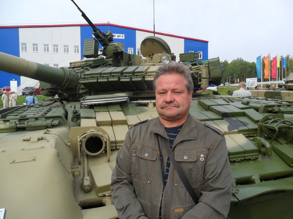 Михаил Макси